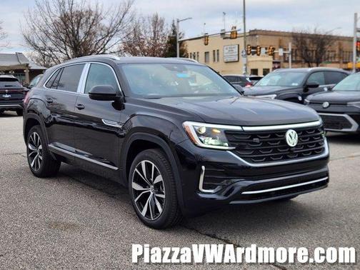 2026 Volkswagen Atlas Cross Sport 2.0T SEL Premium R-Line