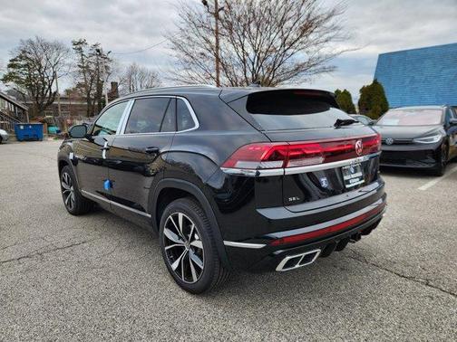 2026 Volkswagen Atlas Cross Sport 2.0T SEL Premium R-Line