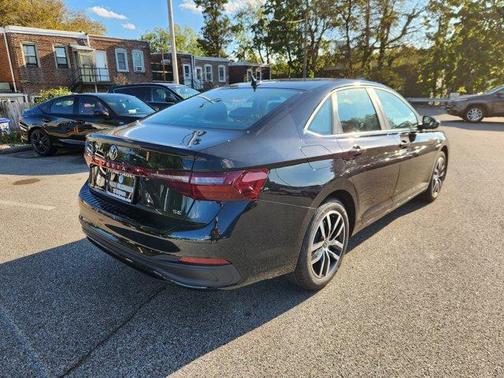 2025 Volkswagen Jetta 1.5T SE