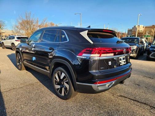 2026 Volkswagen Atlas Cross Sport 2.0T SEL