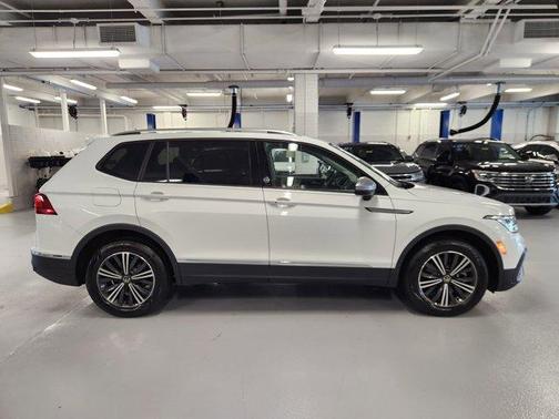 2024 Volkswagen Tiguan 2.0T Wolfsburg Edition