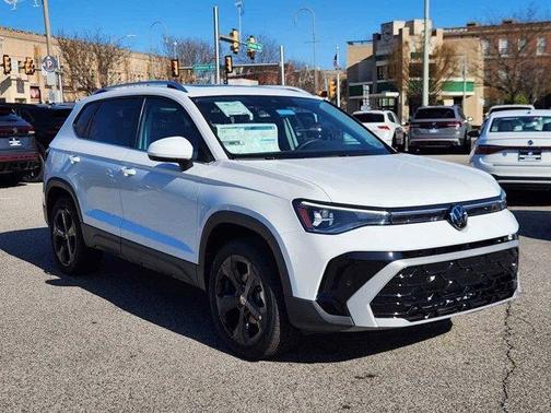 2025 Volkswagen Taos 1.5T SEL