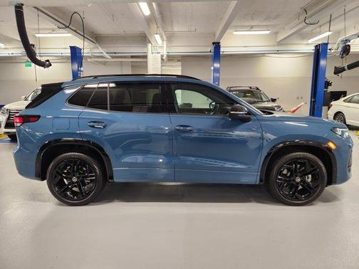 2025 Volkswagen Tiguan 2.0T SE R-Line Black