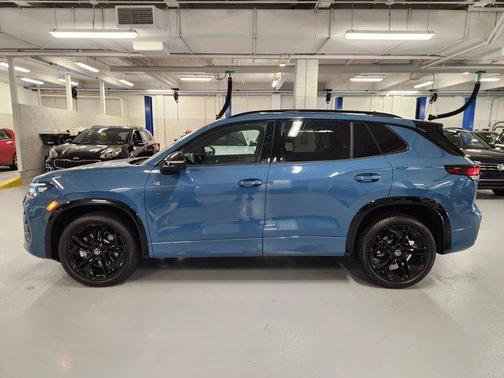 2025 Volkswagen Tiguan 2.0T SE R-Line Black