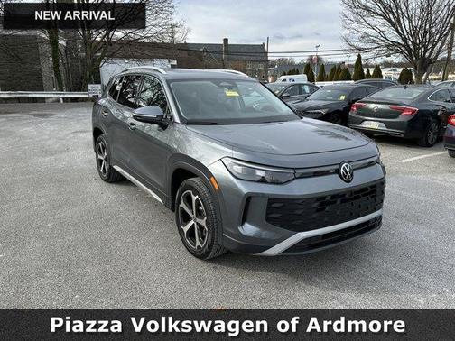 2025 Volkswagen Tiguan 2.0T SE