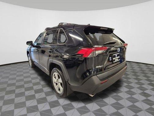 2021 Toyota RAV4 Hybrid XLE Premium