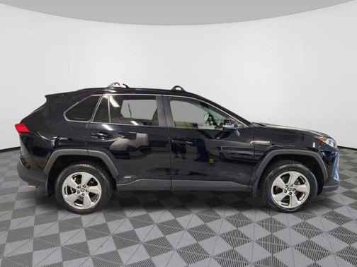 2021 Toyota RAV4 Hybrid XLE Premium