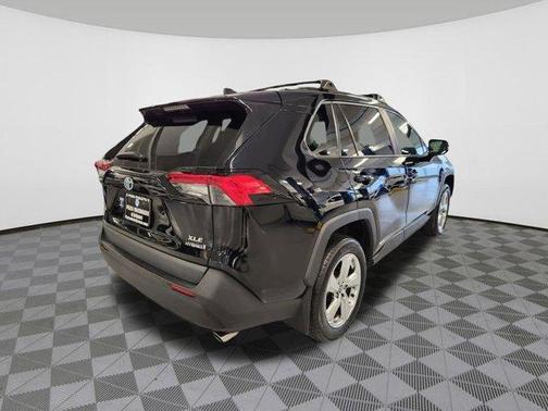2021 Toyota RAV4 Hybrid XLE Premium