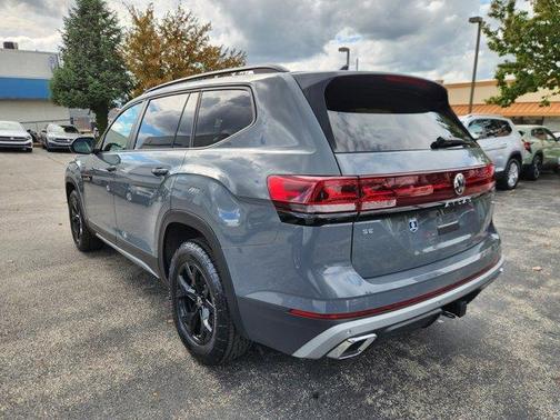 2025 Volkswagen Atlas 2.0T Peak Edition