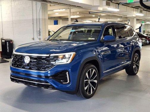 2025 Volkswagen Atlas 2.0T SEL Premium R-Line