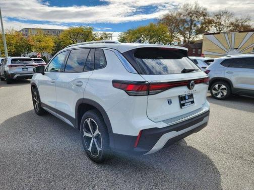 2025 Volkswagen Tiguan 2.0T SE