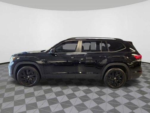2025 Volkswagen Atlas 2.0T SE