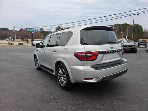 2023 Nissan Armada SL 4WD