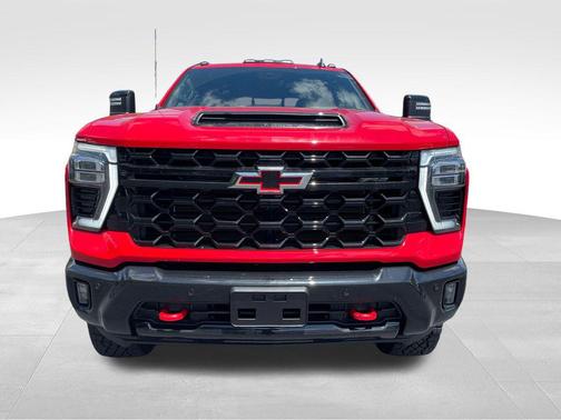2025 Chevrolet Silverado 2500 4WD Crew Cab Standard Bed ZR2