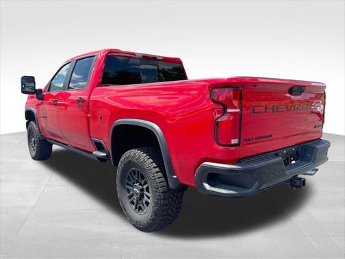 2025 Chevrolet Silverado 2500 4WD Crew Cab Standard Bed ZR2