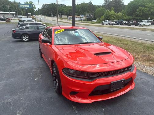Go Mango 2023 Dodge Charger Scat Pack