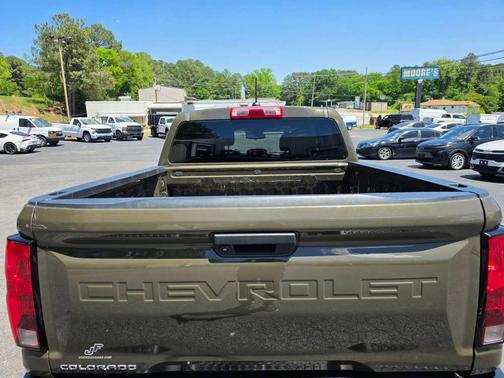 Harvest Bronze Metallic 2023 Chevrolet Colorado WT