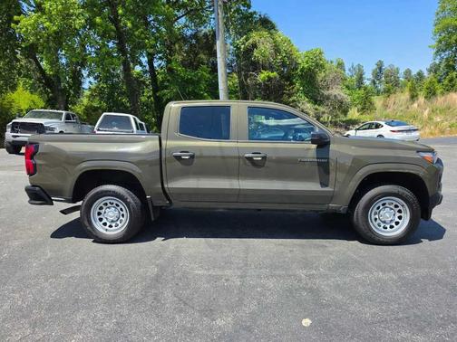Harvest Bronze Metallic 2023 Chevrolet Colorado WT