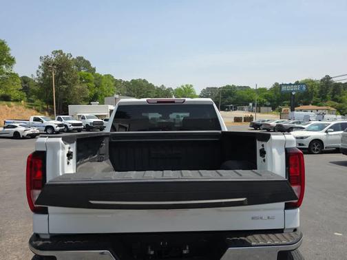 Summit White 2022 GMC Sierra 1500 SLE