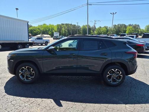Cypress Gray 2026 Chevrolet Trax LT