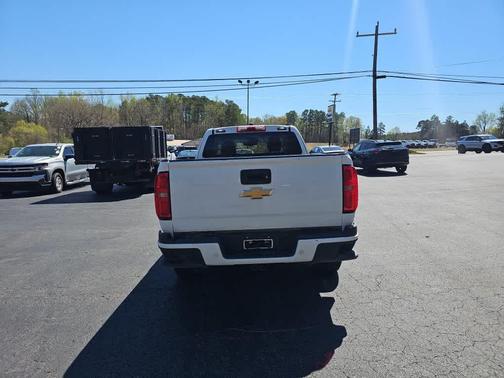Summit White 2020 Chevrolet Colorado LT