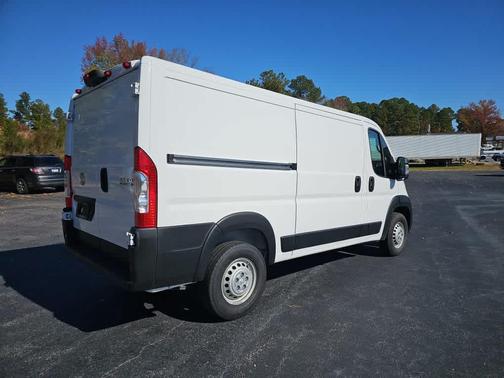 2025 RAM ProMaster 2500 Tradesman