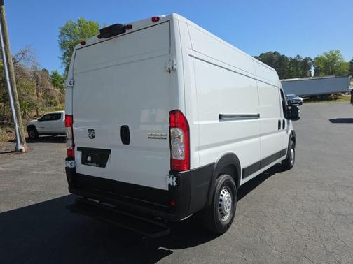 Bright White Clearcoat 2026 RAM ProMaster 2500 Tradesman