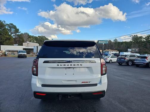 2022 Chevrolet Suburban RST