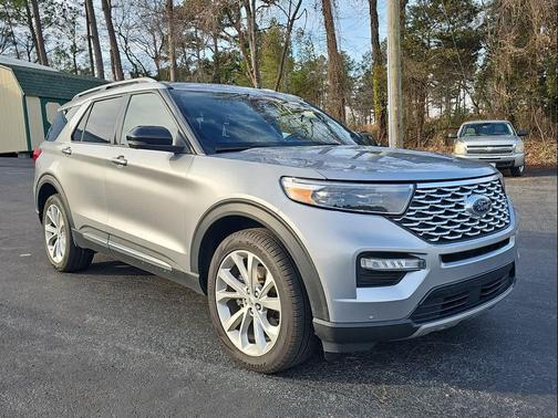 2022 Ford Explorer Platinum