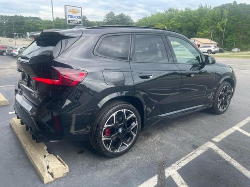 Black Sapphire Metallic 2025 BMW X1 M35i