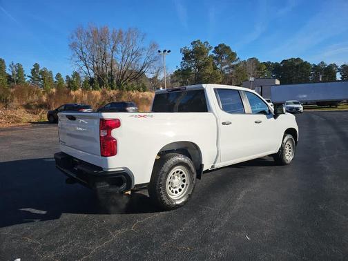 2022 Chevrolet Silverado 1500 WT