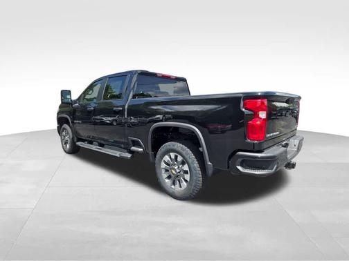 2025 Chevrolet Silverado 2500 Custom