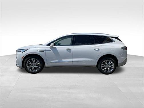 2023 Buick Enclave Essence AWD