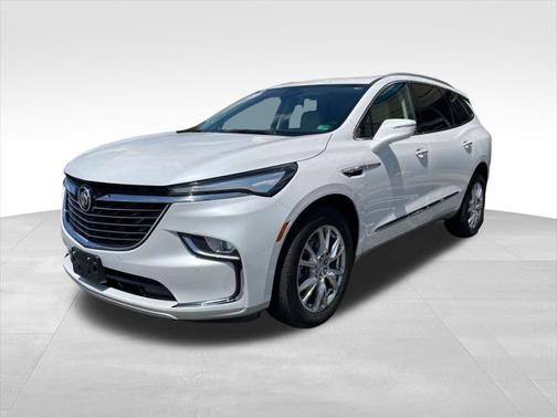 2023 Buick Enclave Essence AWD