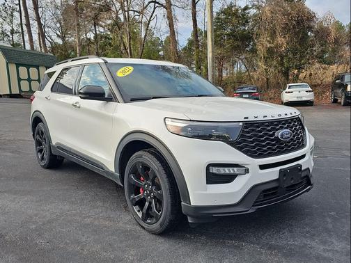 2022 Ford Explorer ST