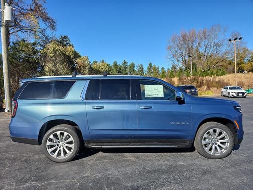 2026 Chevrolet Suburban Premier