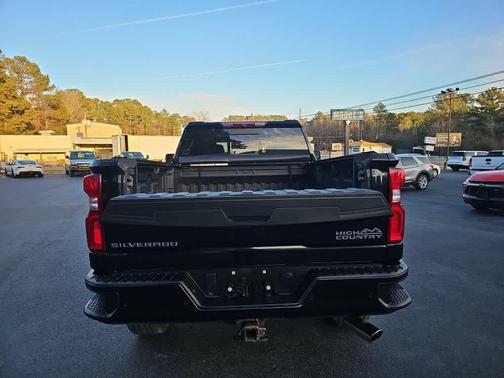 2022 Chevrolet Silverado 2500 High Country