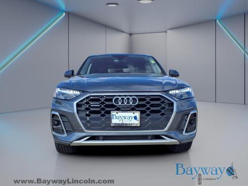 2023 Audi Q5 45 S line Prestige