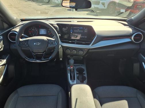 2026 Chevrolet Trax FWD 1RS