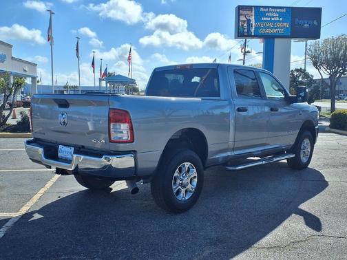 Billet Silver Metallic Clearcoat 2023 RAM 2500 Big Horn Crew Cab 4x4 6'4' Box