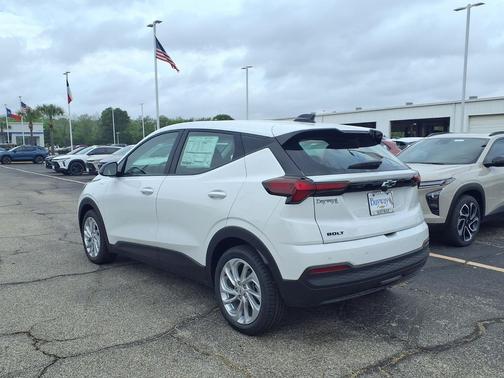 Summit White 2027 Chevrolet Bolt LT FWD