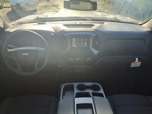 Summit White 2026 Chevrolet Silverado 2500 Custom