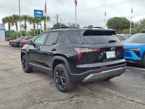 Mosaic Black Metallic 2026 Chevrolet Equinox 1LT