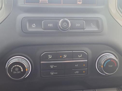 2026 Chevrolet Silverado 2500 Custom