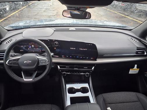 Lakeshore Blue Metallic 2026 Chevrolet Traverse LT