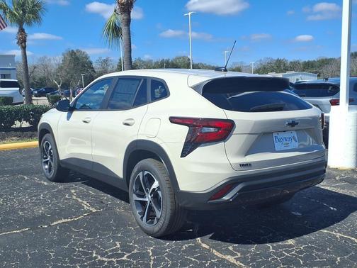 2026 Chevrolet Trax FWD 1RS