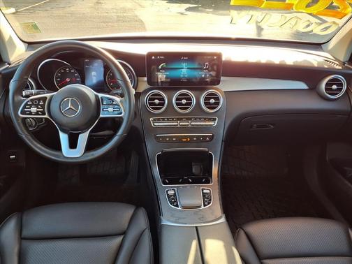 2022 Mercedes-Benz GLC 300 4MATIC
