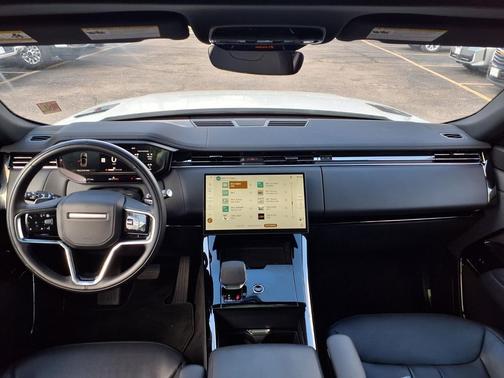 2025 Land Rover Range Rover Sport SE