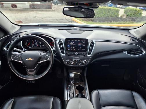 2024 Chevrolet Malibu FWD 2LT