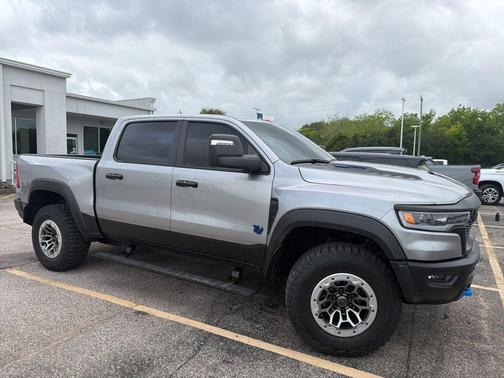 Billet Silver Metallic Clearcoat 2025 RAM 1500 RHO Crew Cab 4x4 5'7' Box